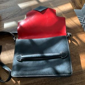 Black Dooney and Burke Cecilia